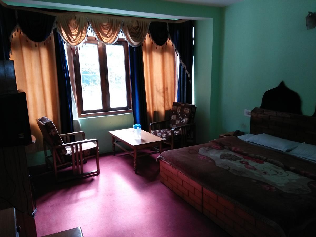 Hotel Neelkanth 마날리 외부 사진